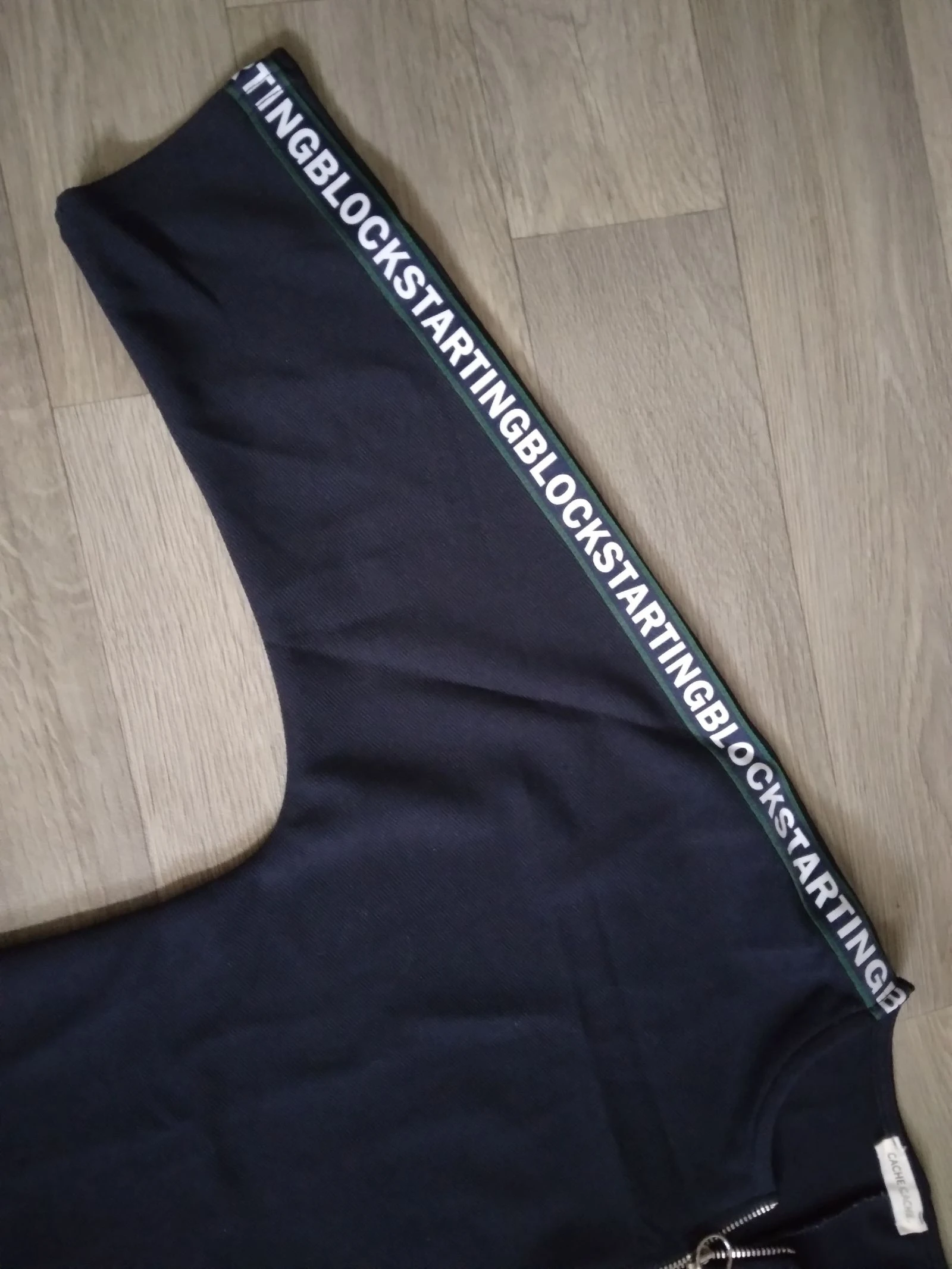 Women's 3/4 sleeve sweatshirt Size M – photo 2